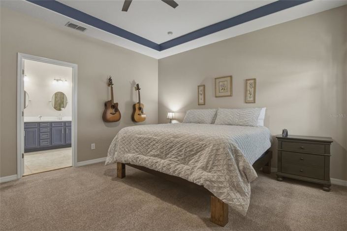 Image No.21-4 Bed House for sale