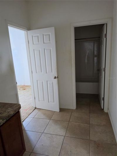 Image No.16-5 Bed House for sale
