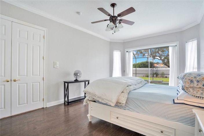 Image No.38-5 Bed House for sale