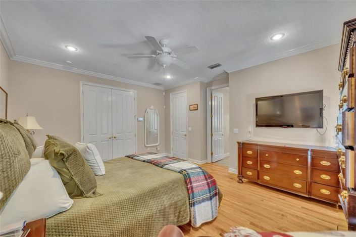 Image No.28-4 Bed House for sale