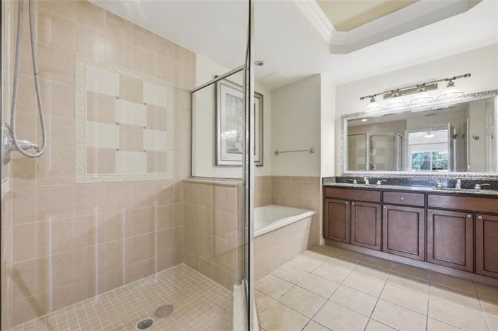 Image No.33-3 Bed Apartment for sale