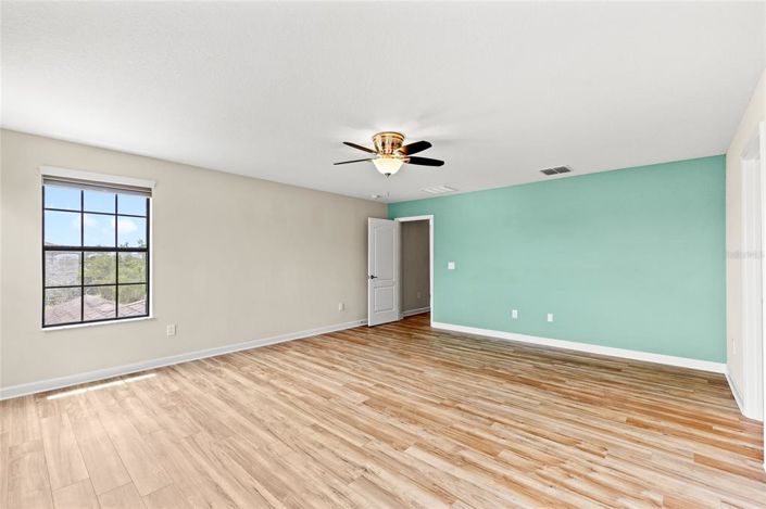 Image No.31-7 Bed House for sale