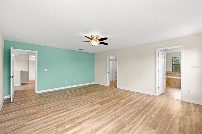 Image No.32-7 Bed House for sale