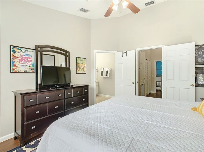 Image No.20-3 Bed Townhouse for sale