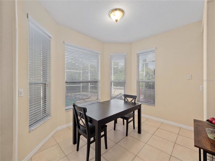 Image No.19-4 Bed House for sale