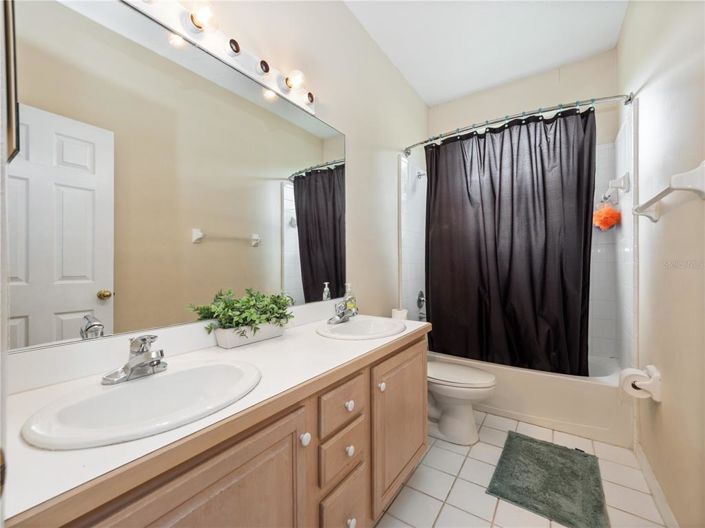 Image No.29-4 Bed House for sale