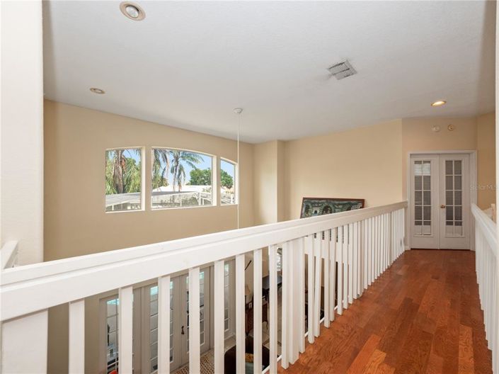 Image No.30-4 Bed House for sale