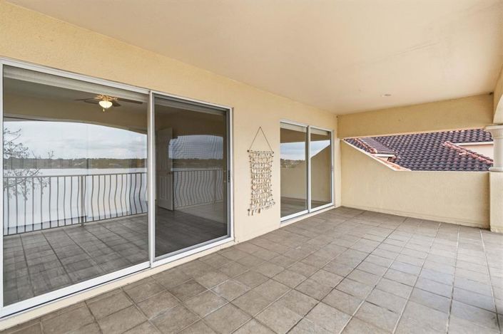 Image No.53-5 Bed House for sale