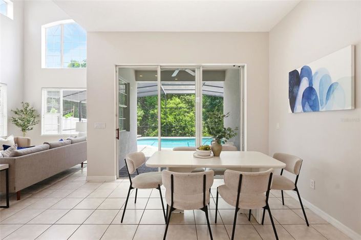 Image No.20-5 Bed House for sale