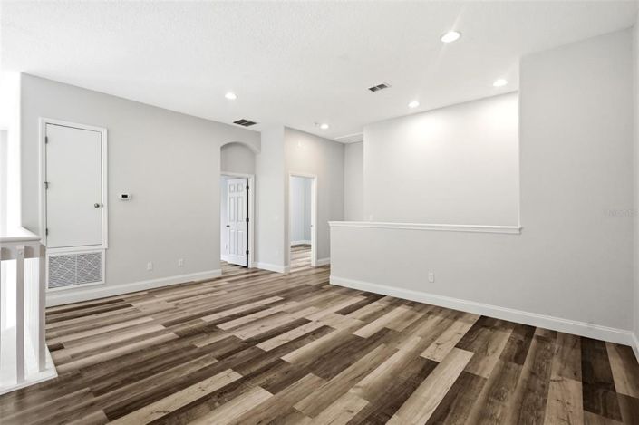 Image No.24-5 Bed House for sale