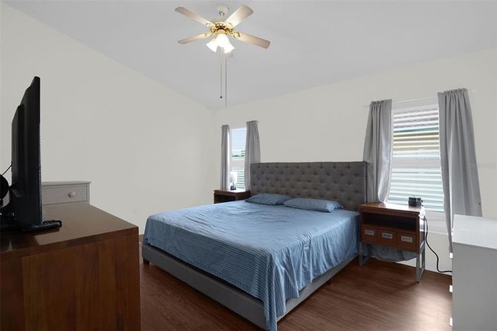 Image No.16-3 Bed House for sale