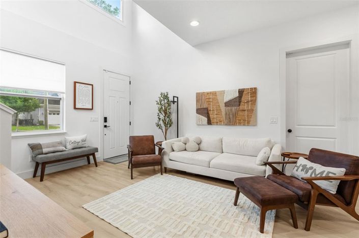 Image No.9-3 Bed House for sale