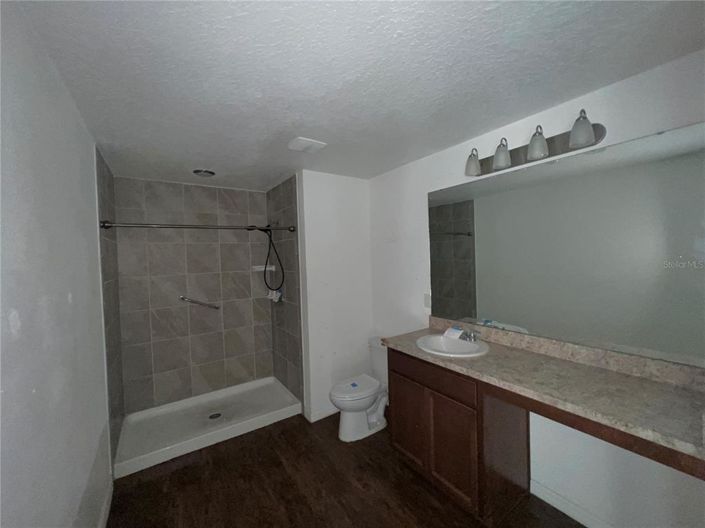 Image No.11-4 Bed House for sale