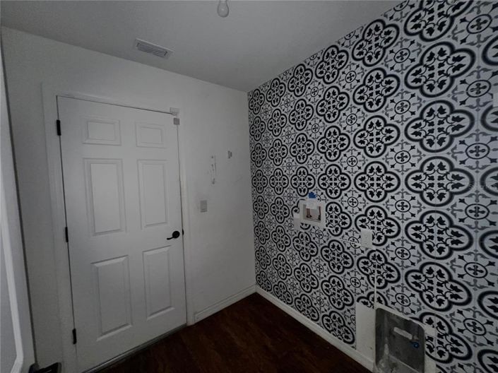 Image No.14-4 Bed House for sale