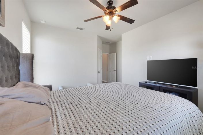 Image No.40-5 Bed House for sale