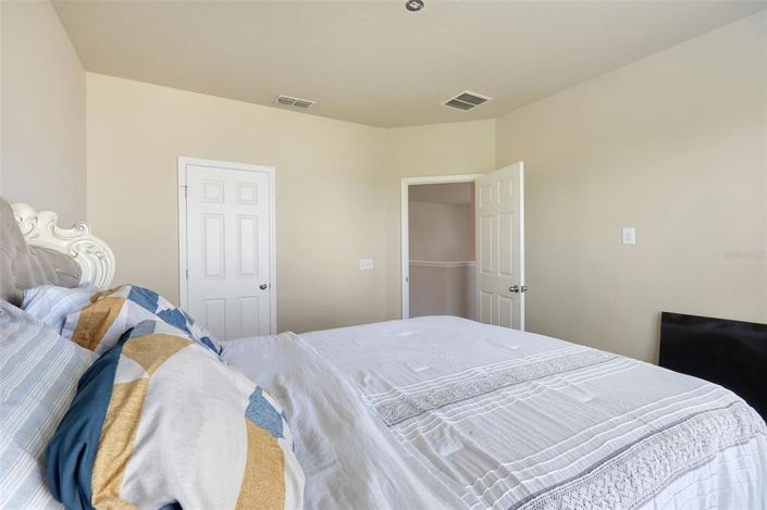 Image No.41-5 Bed House for sale