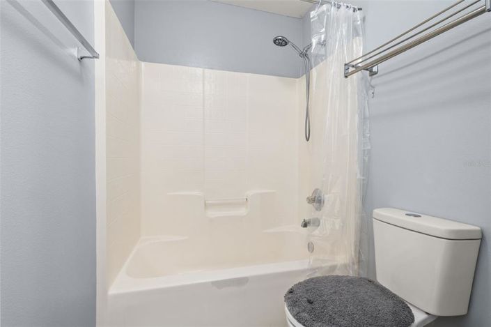 Image No.22-5 Bed House for sale