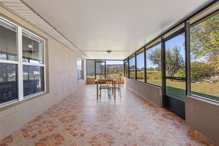 Image No.25-5 Bed House for sale