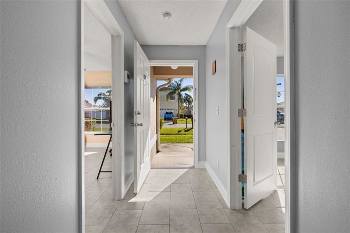 Image No.3-5 Bed House for sale