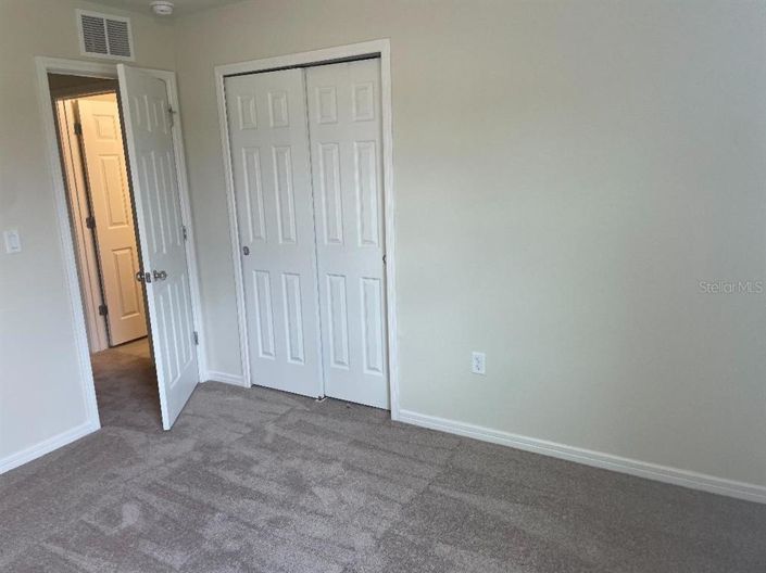 Image No.8-5 Bed House for sale