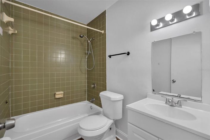 Image No.21-2 Bed Apartment for sale