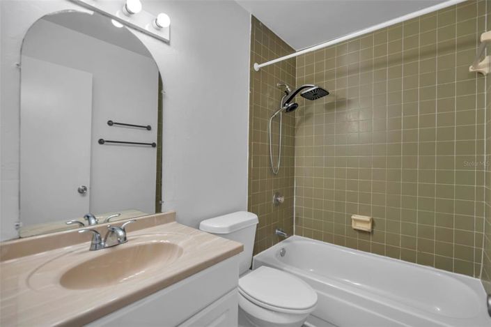 Image No.25-2 Bed Apartment for sale
