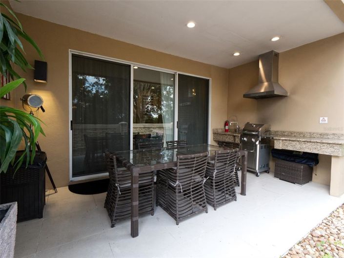 Image No.14-4 Bed Apartment for sale