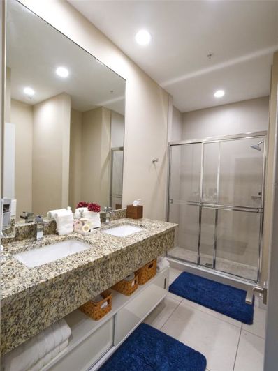 Image No.21-4 Bed Apartment for sale