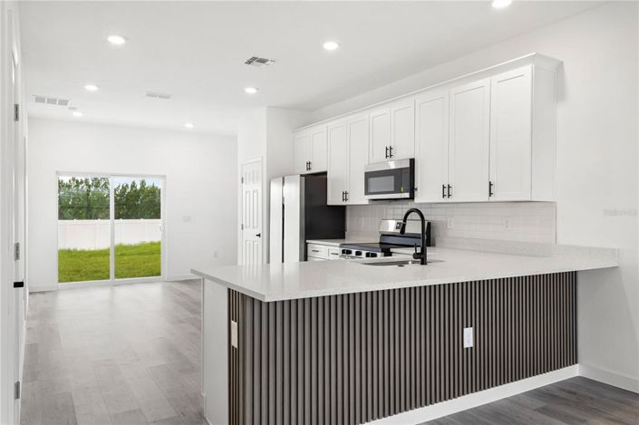 Image No.11-6 Bed Duplex for sale