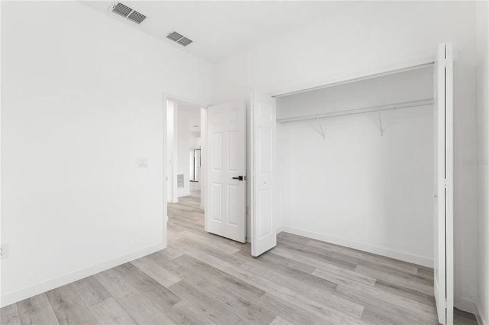 Image No.22-6 Bed Duplex for sale
