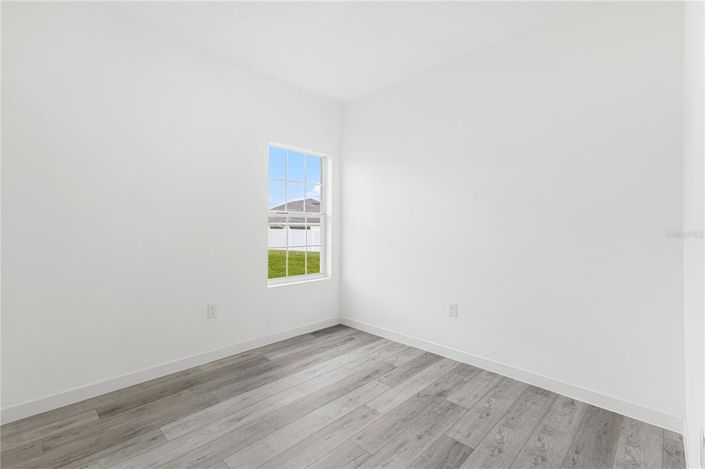 Image No.24-6 Bed Duplex for sale