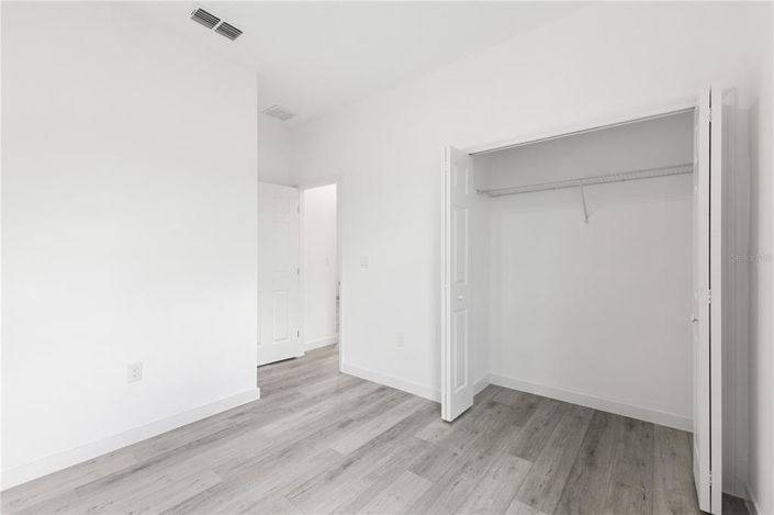 Image No.26-6 Bed Duplex for sale