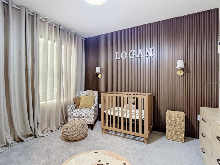 Image No.18-5 Bed House for sale