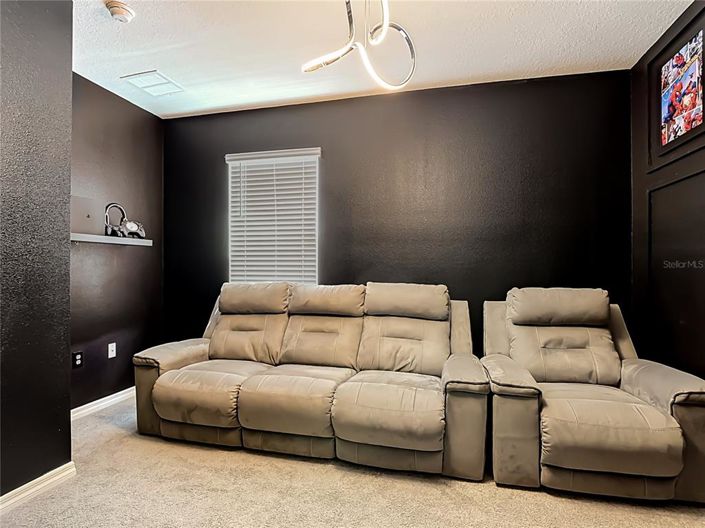 Image No.34-5 Bed House for sale