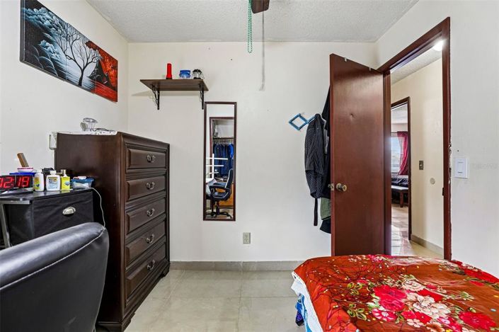 Image No.18-3 Bed House for sale