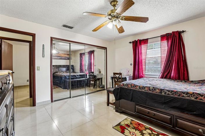 Image No.21-3 Bed House for sale