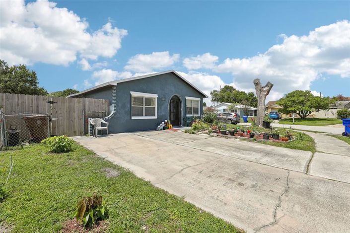 Image No.27-3 Bed House for sale