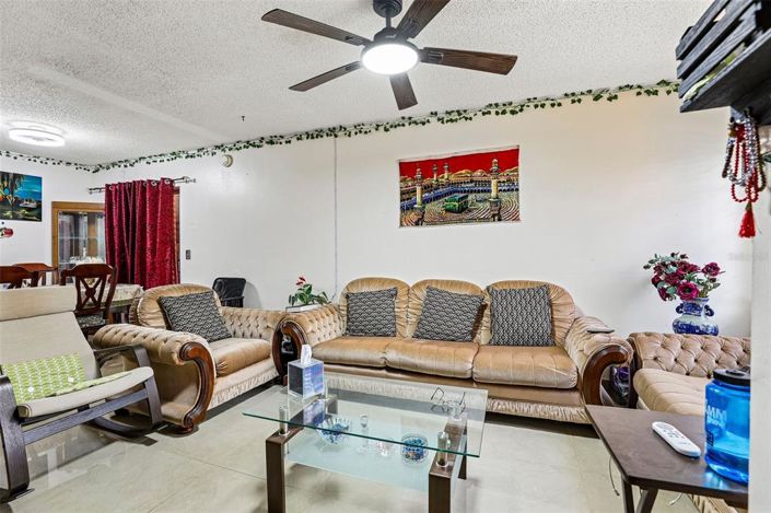 Image No.5-3 Bed House for sale