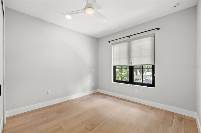 Image No.38-5 Bed House for sale