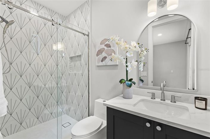 Image No.42-5 Bed House for sale
