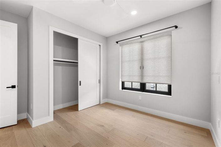 Image No.44-5 Bed House for sale