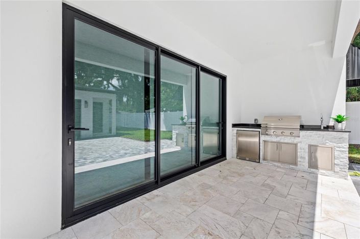 Image No.45-5 Bed House for sale