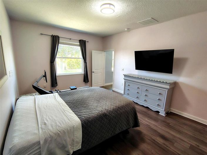 Image No.17-4 Bed House for sale