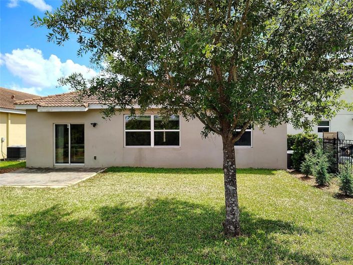 Image No.37-4 Bed House for sale