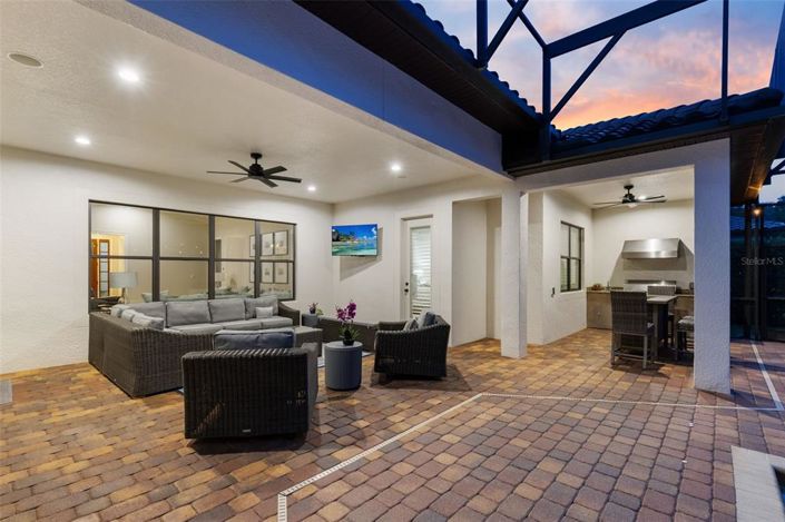 Image No.54-5 Bed House for sale