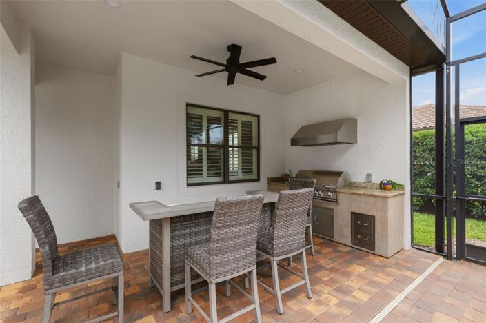 Image No.56-5 Bed House for sale