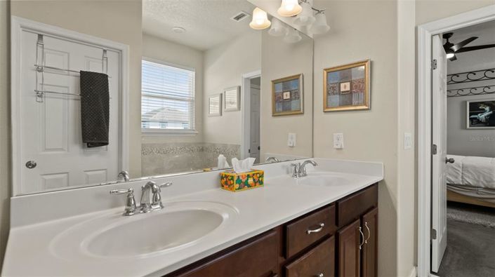 Image No.7-3 Bed House for sale