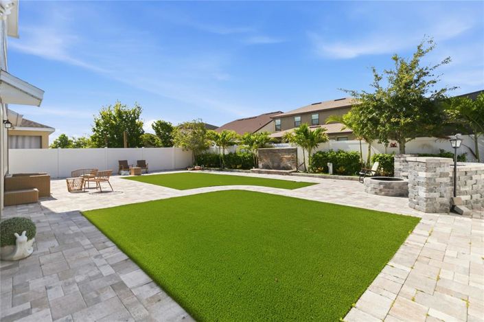 Image No.47-5 Bed House for sale