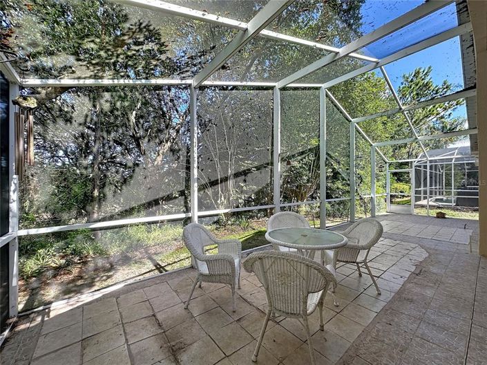 Image No.16-3 Bed House for sale