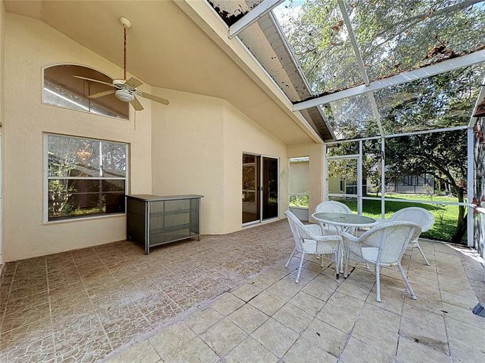 Image No.19-3 Bed House for sale
